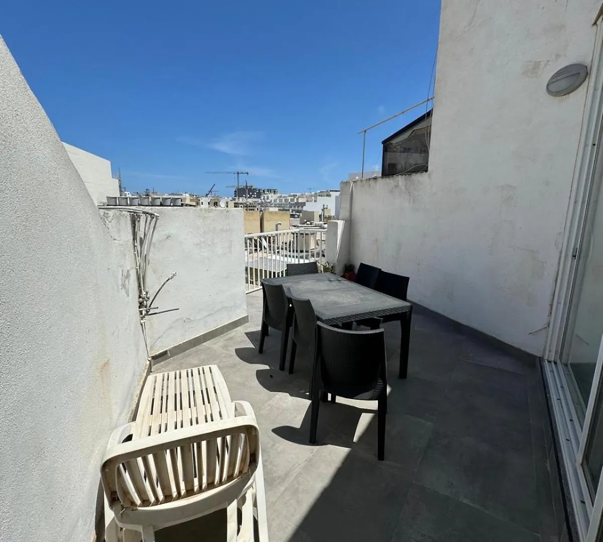 Modern Penthouse In Gzira Apartment Malta